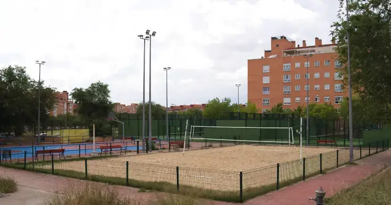 Volleyball field of the Lilí Álvarez Municipal Sports Center