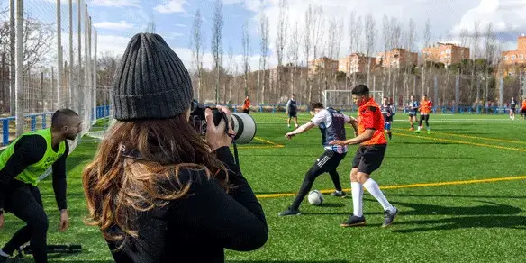 Photographer taking photos of an IF7SPORTS match